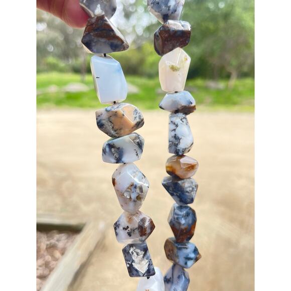 14k Gold Agate Bead Necklace Signed GSJ - Picture 2 of 9